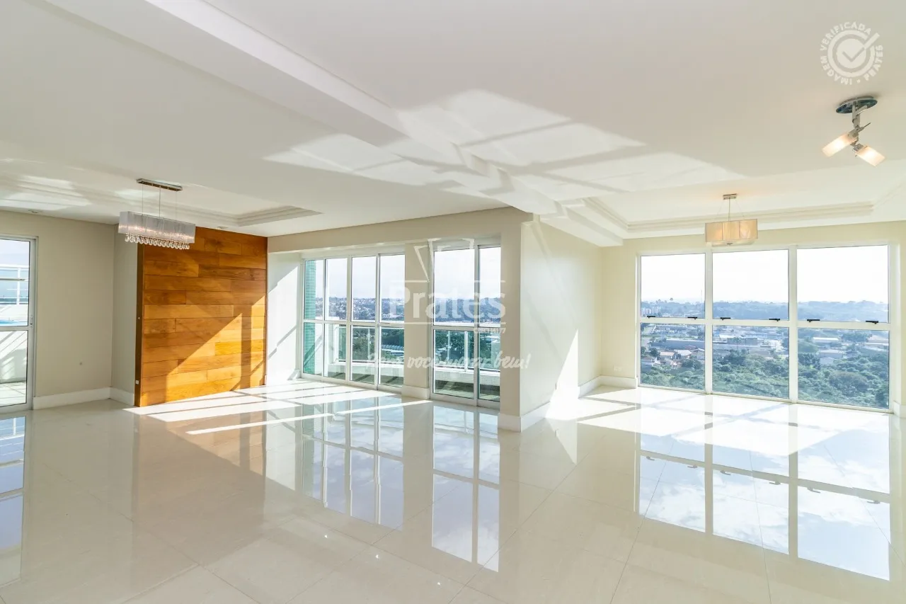 391 m² apartment with 4 en-suite bedrooms and 3 spots