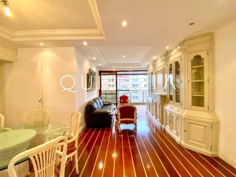 3-bedroom apartment with a glassed-in balcony — photo 2