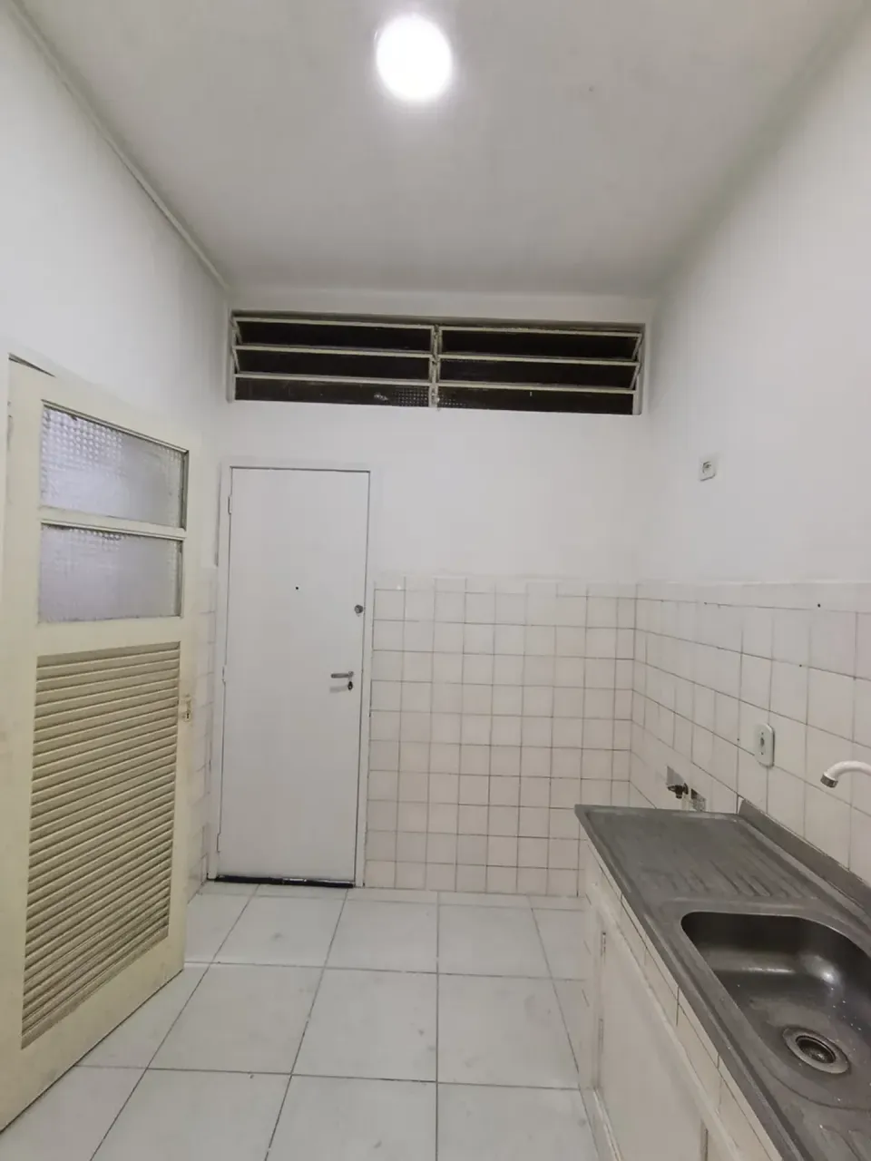 57 m² apartment with 2 bedrooms and 2 bathrooms — photo 2