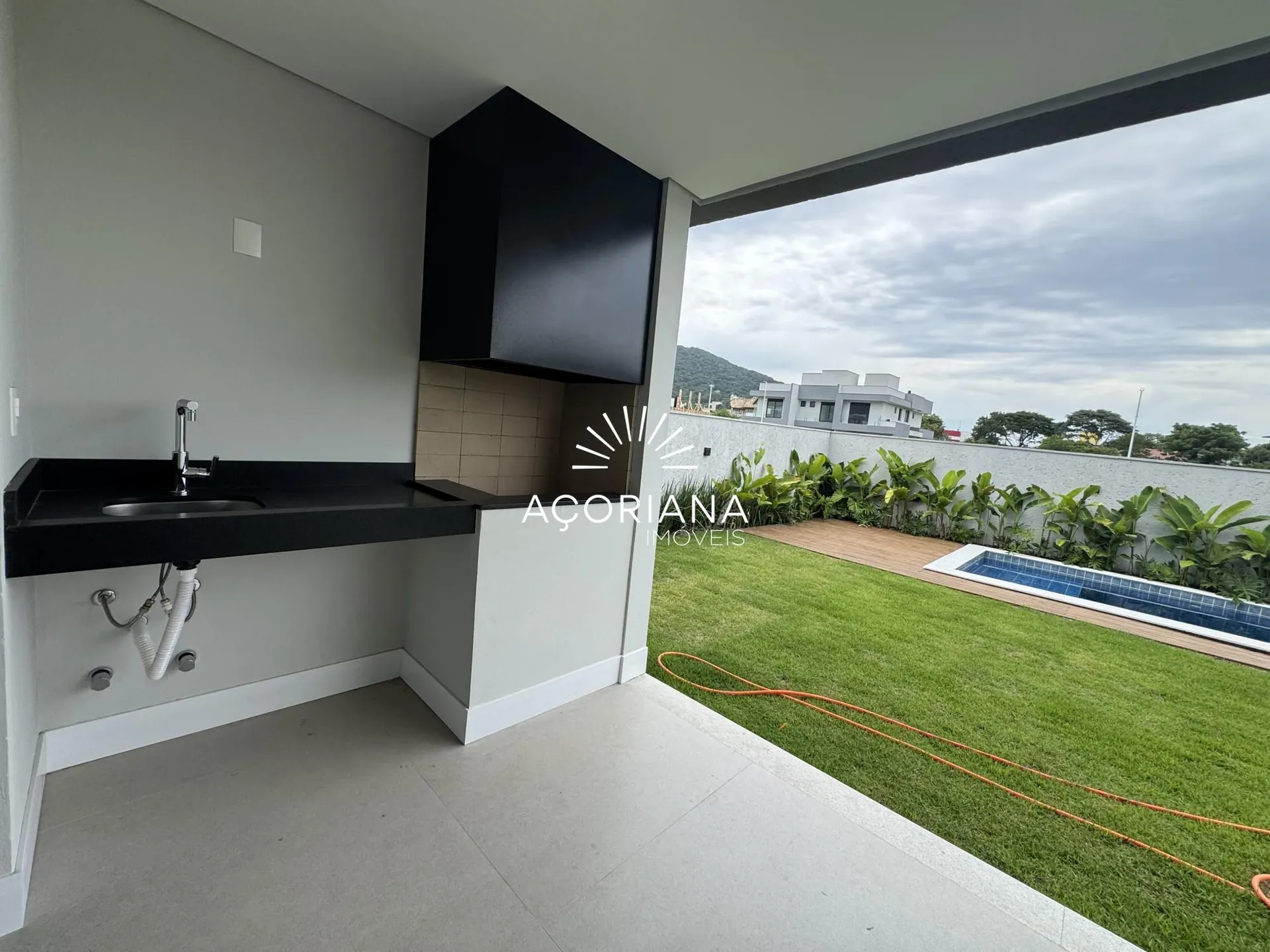 Дом с приватным садом, 270 м² и 3 спальни — photo 9