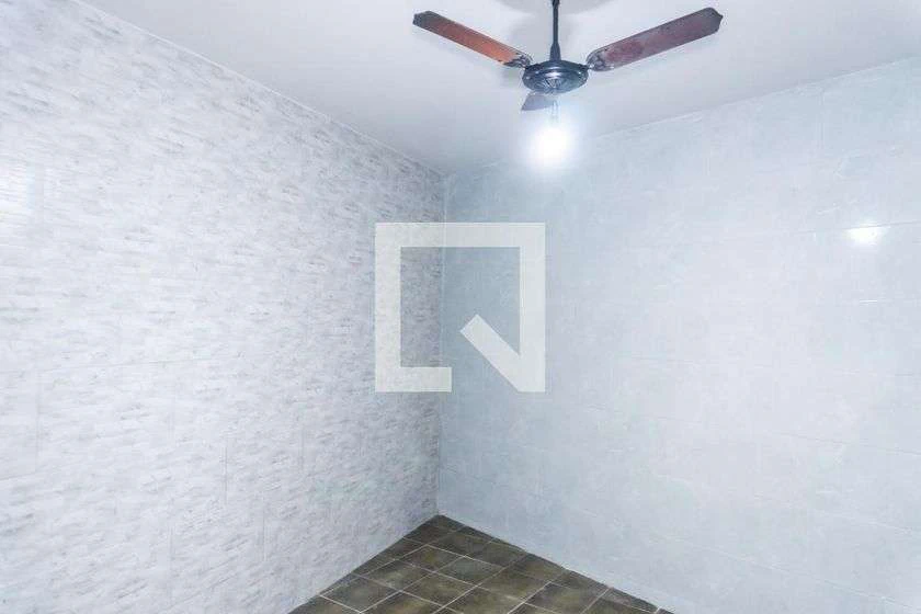Casa térrea de 60 m² com 1 quarto e área de lavanderia — photo 3
