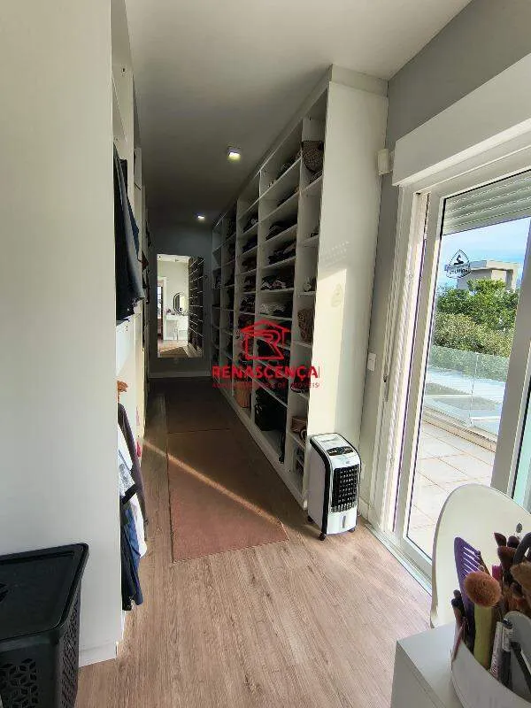 Меблированный дом с 4 спальнями-сюитами и садом 502 м² — photo 28