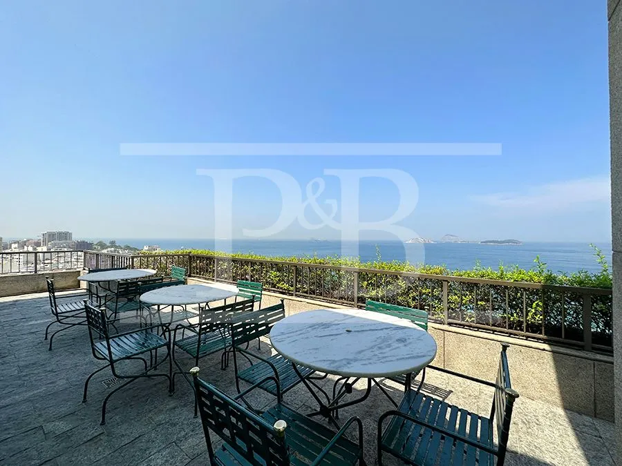 Apartamento de 2 quartos com piscina no prédio — photo 25