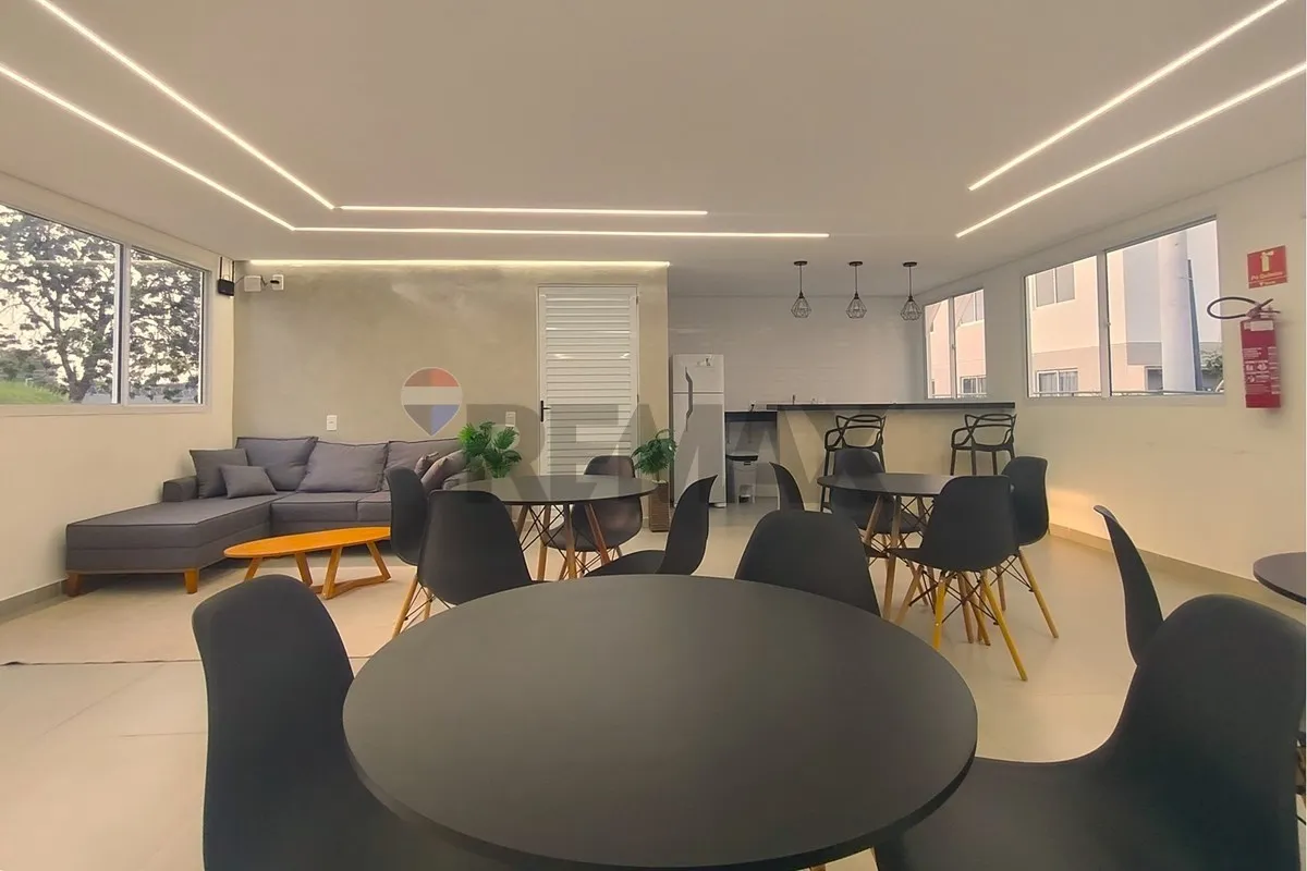 Apartment on the 2nd floor with a grill on the balcony — photo 8