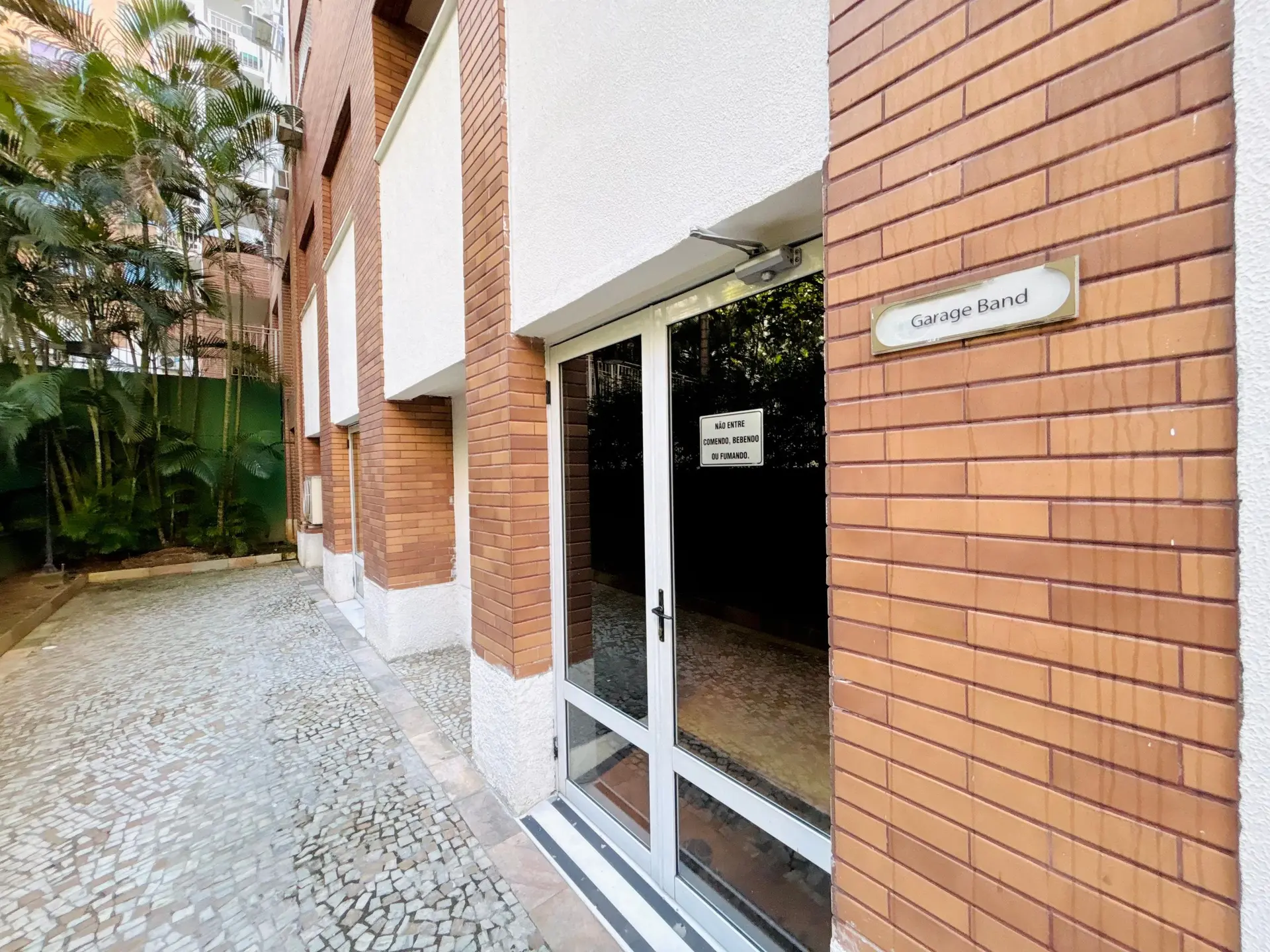 Apartamento mobiliado com cozinha integrada, 1 quarto — photo 21