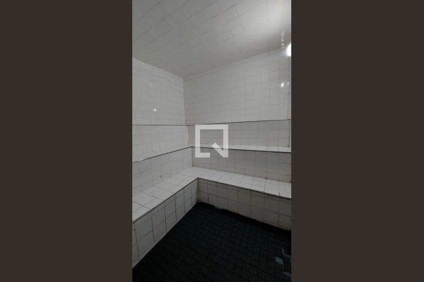 90 m² apartment with 2 bedrooms and a closed gas kitchen — photo 41