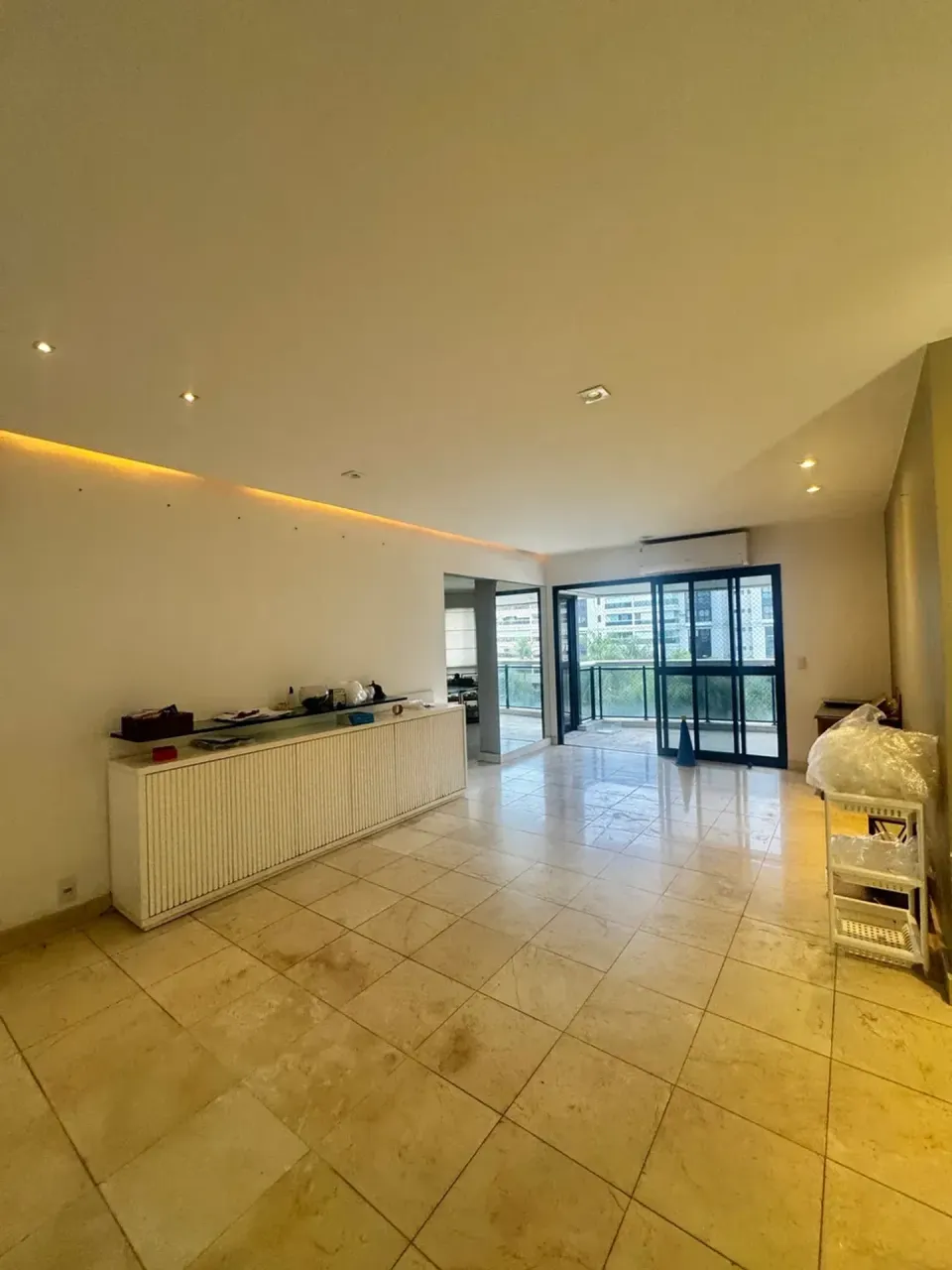 Apartamento com 4 quartos e 4 banheiros, com varanda — photo 4