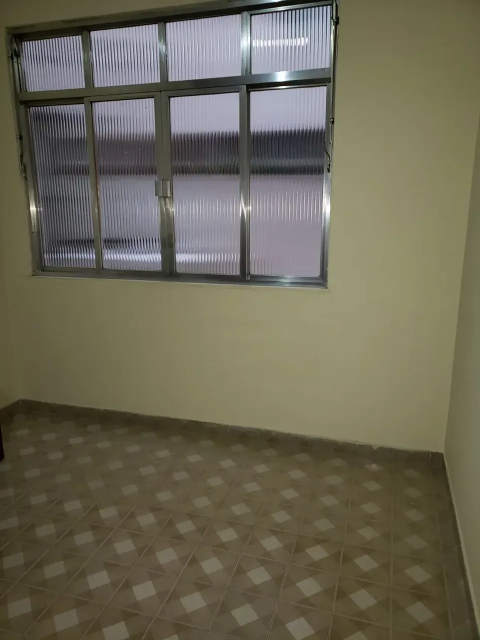 Apartment with 3 bedrooms and 1 bathroom — photo 10