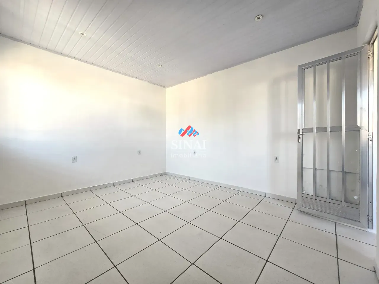 Unfurnished 1-bedroom house with 1 bathroom — photo 11