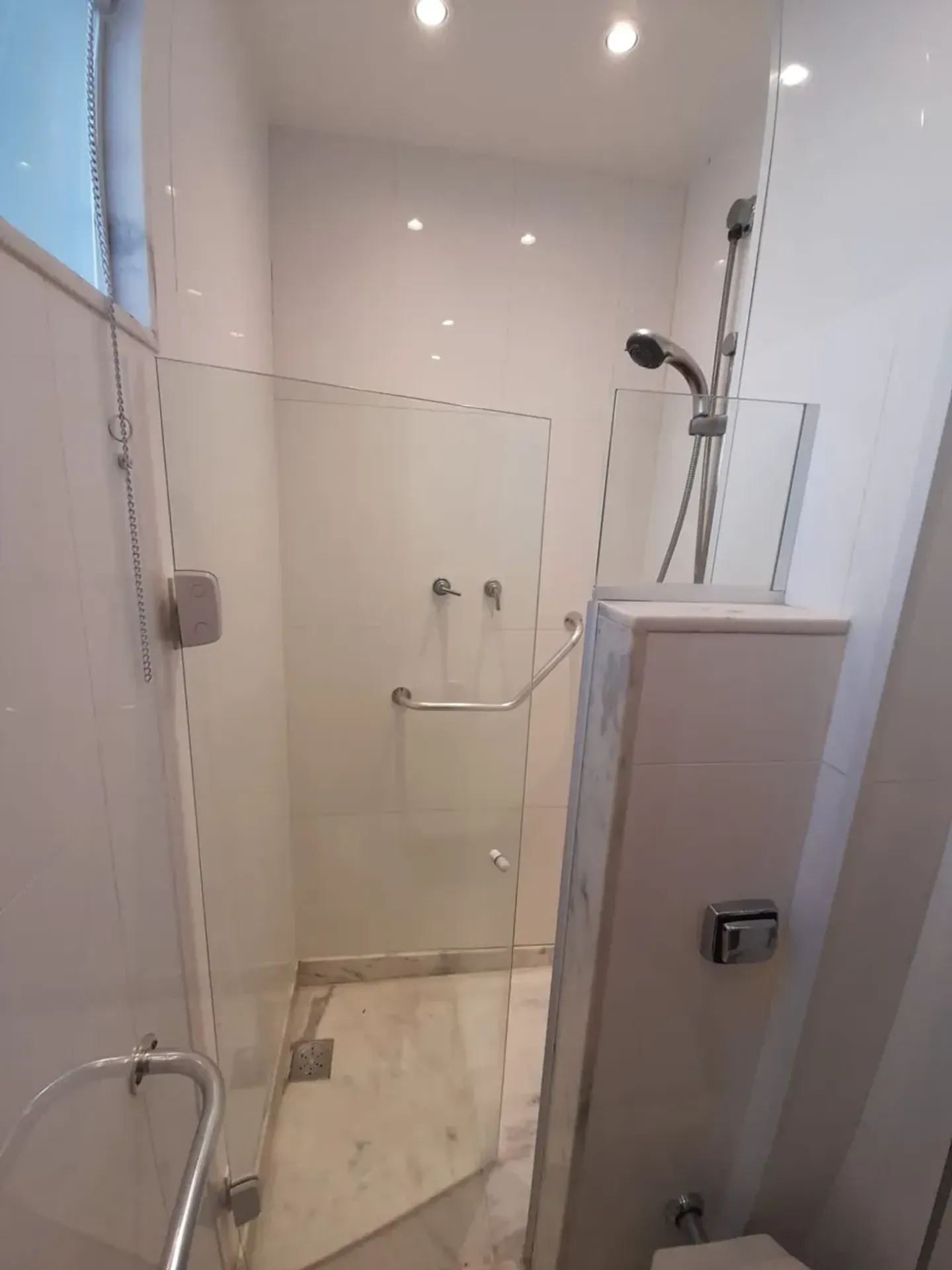 Rental apartment with 3 bedrooms and 2 suites — photo 30