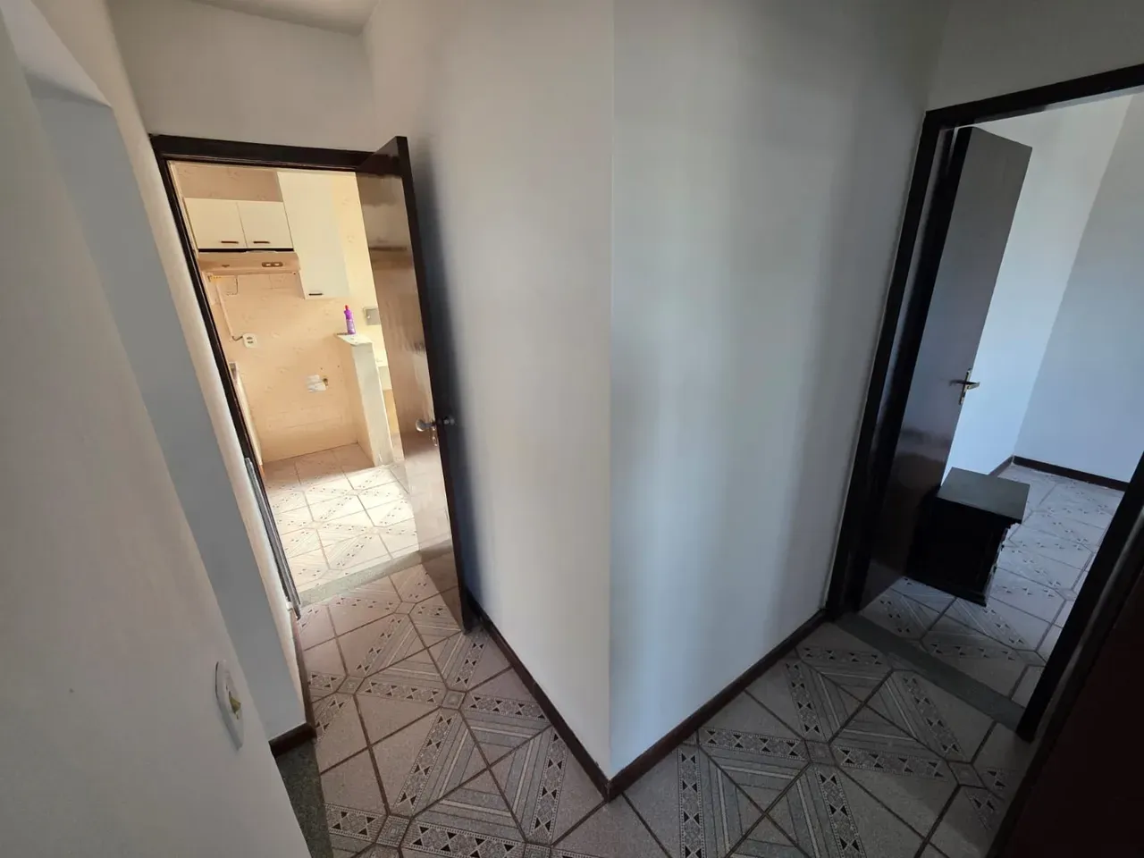 2-bedroom apartment with a mountain view — photo 2