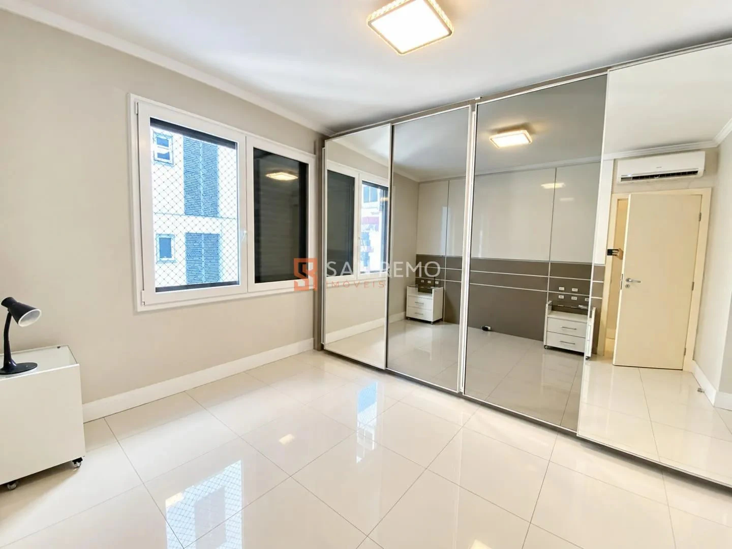 Departamento de 4 dormitorios con espacio de home office — photo 28