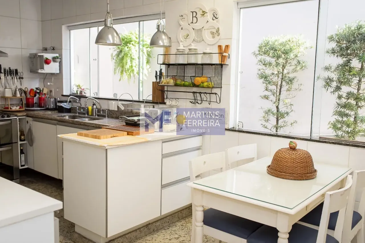Casa para locação com 3 quartos e 5 banheiros — photo 2