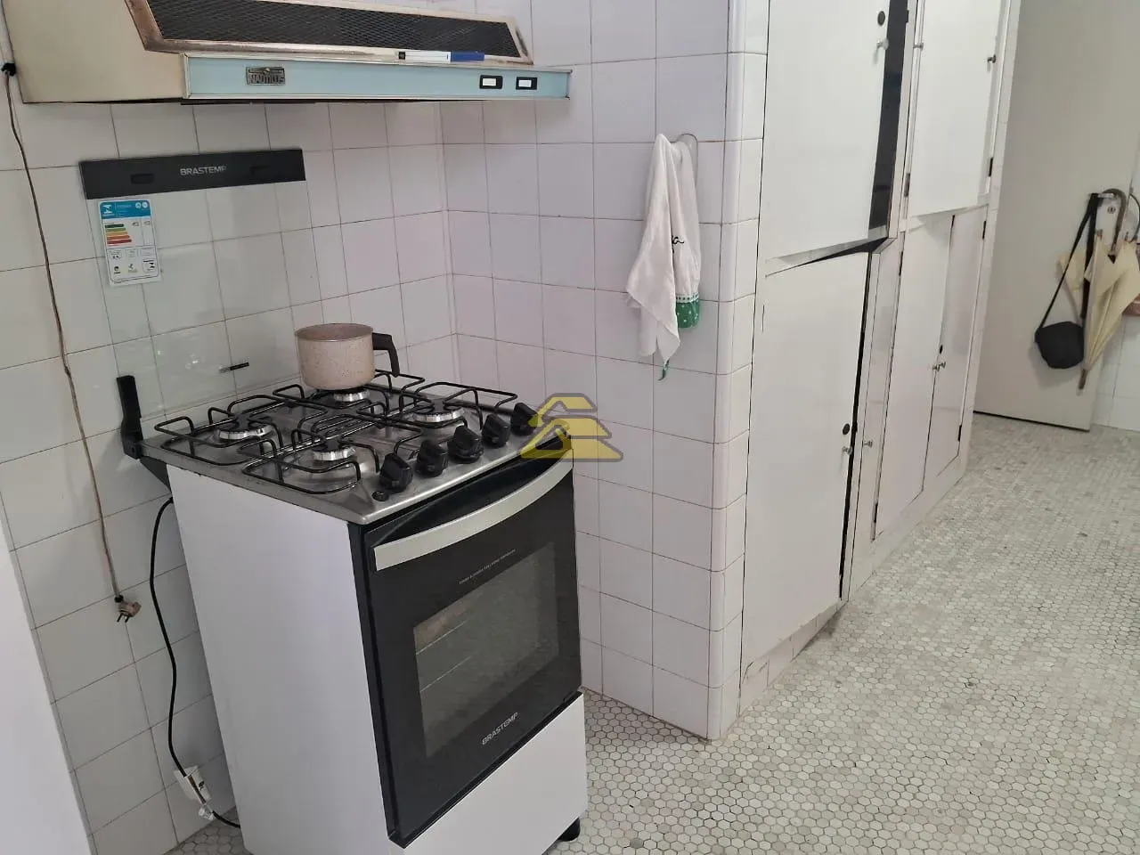 3-bedroom apartment with 1 parking space and 1 bath — photo 33