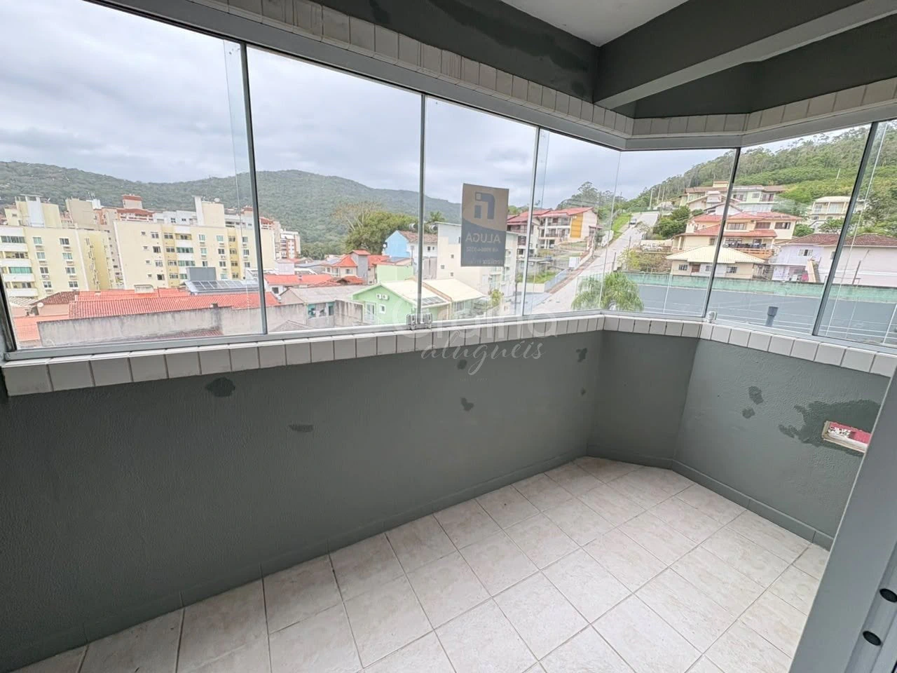 3-bedroom apartment in a building with a pool — photo 16