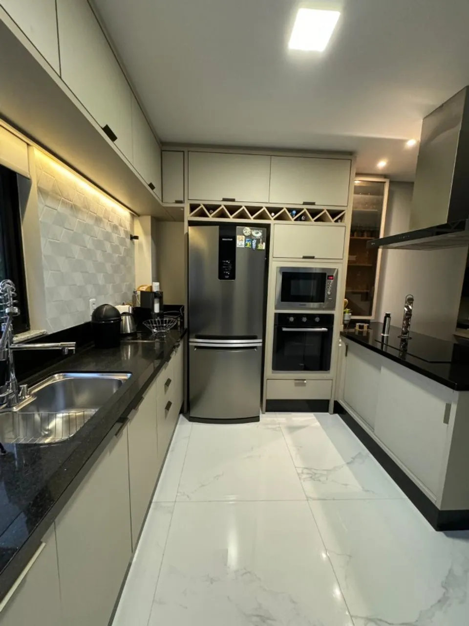 Furnished house with 2 bedrooms and 3 bathrooms — photo 2