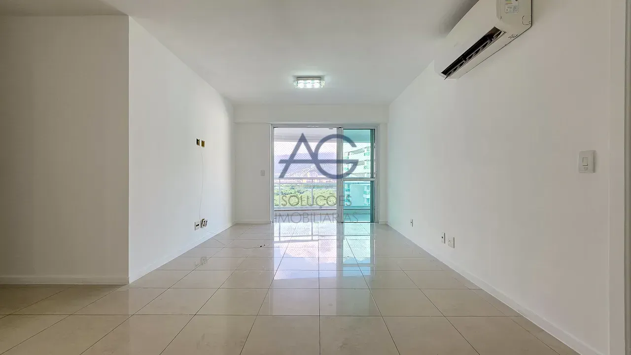 110 m² apartment with 2 bedrooms and 2 parking spots — photo 4