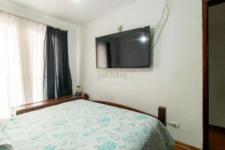 4-bedroom house with shared BBQ area — photo 8