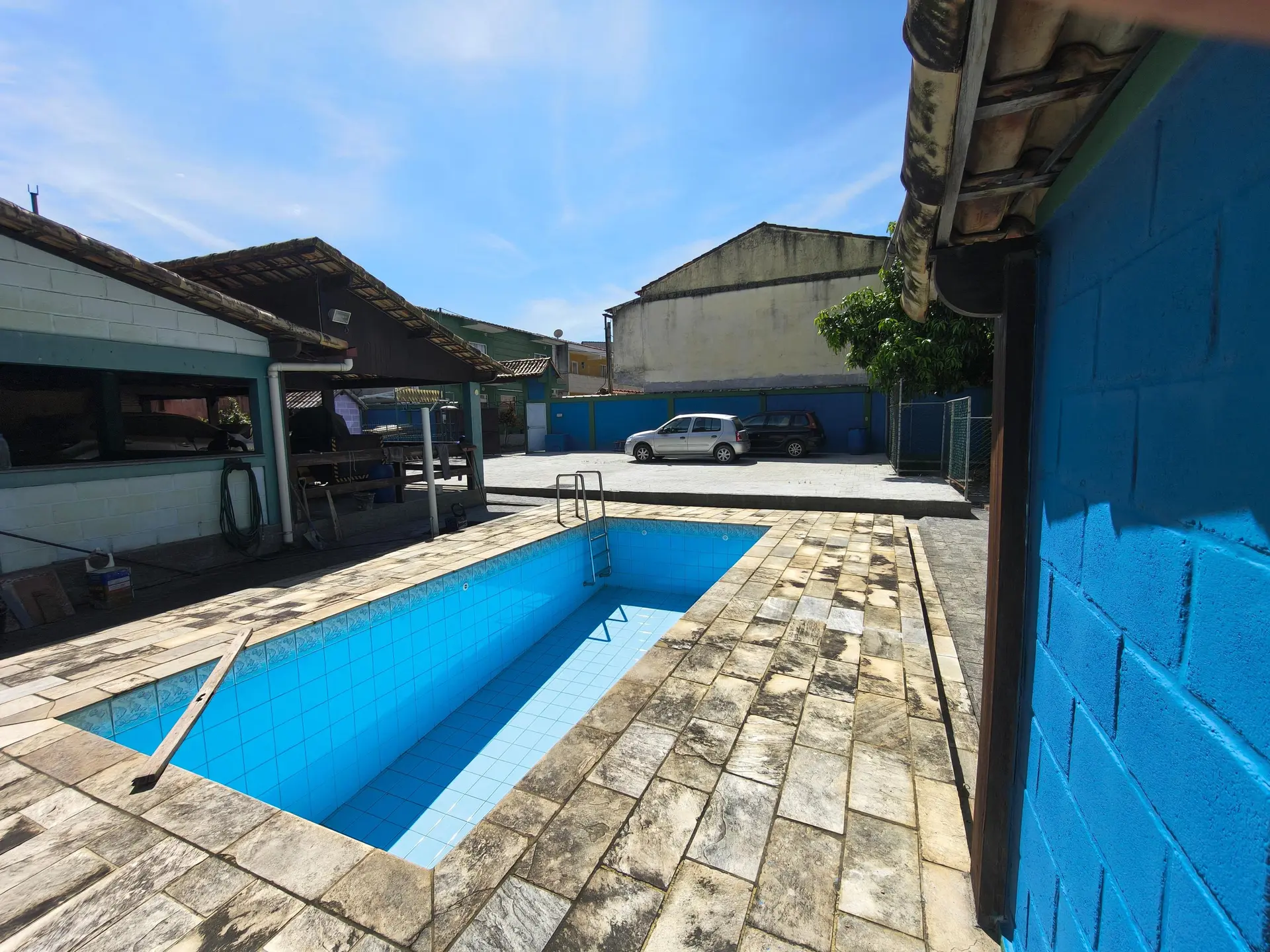 Casa sem mobília com 1 quarto e varanda com pia — photo 15