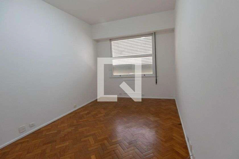 Rental apartment with 4 bedrooms and 4 bathrooms — photo 12