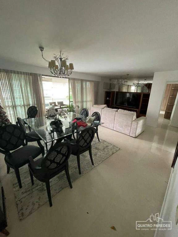 Apartamento com 4 quartos e 144 m², janelas com vista — photo 3