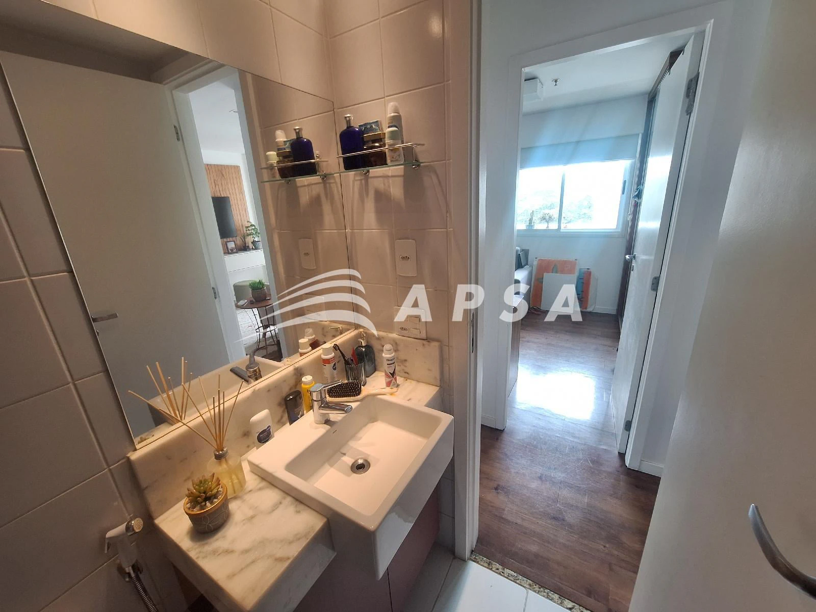 2-bedroom apartment in a building with a sauna — photo 16