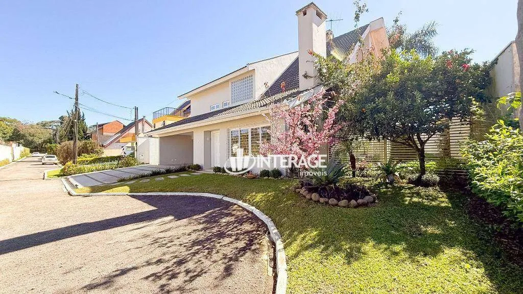 Condo house with private garden and laundry area