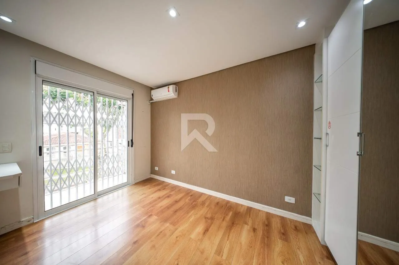 Casa com piscina, jardim e 4 quartos — photo 41