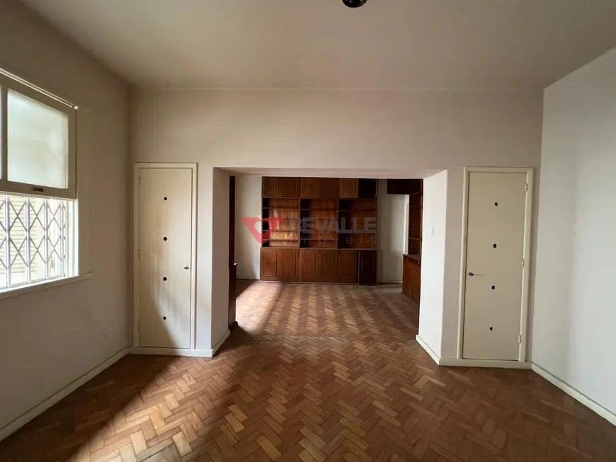 House with 7 bedrooms and built-in closets 350 m² — photo 14