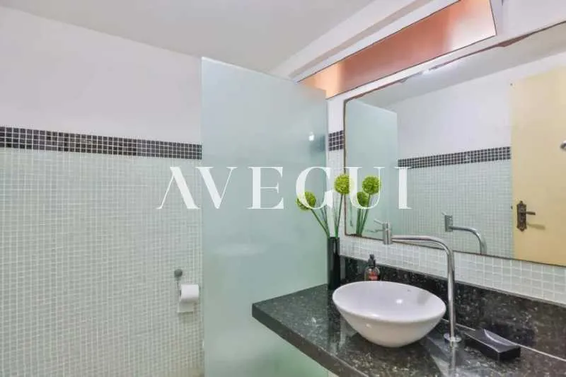 5-bedroom apartment with a water view in Rio de Janeiro — photo 24