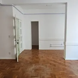 Ванна та 5 спалень: квартира 212 м² — photo 3