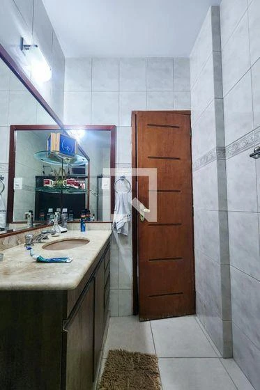Furnished apartment, 90 m², with a bathtub — photo 11