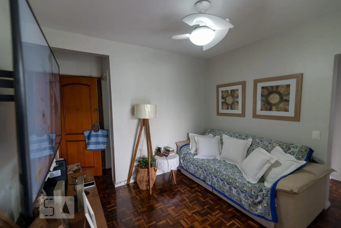Furnished apartment, 78 m², with a glass-enclosed balcony — photo 16