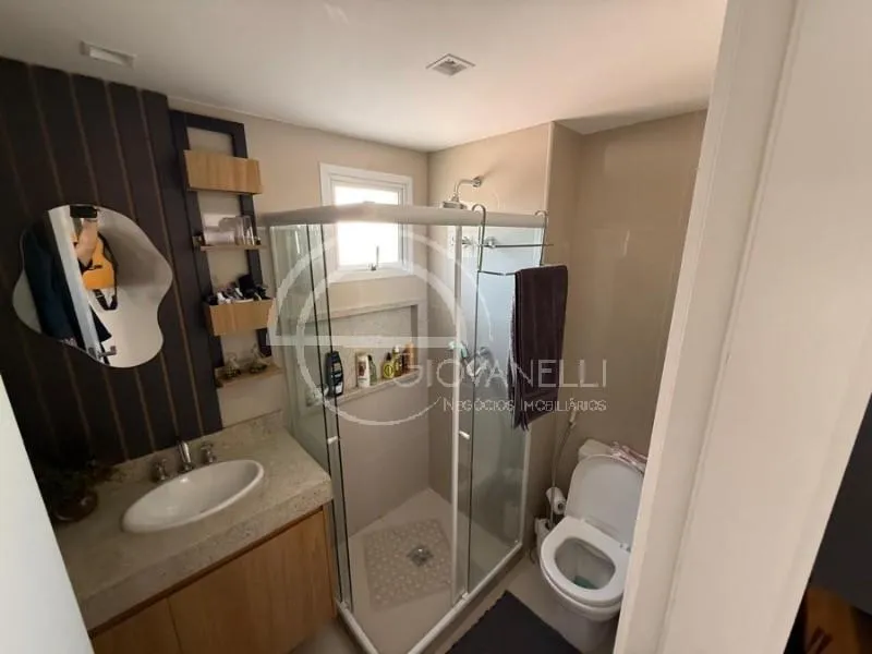 Apartamento de 227 m² com varanda e 5 quartos — photo 40