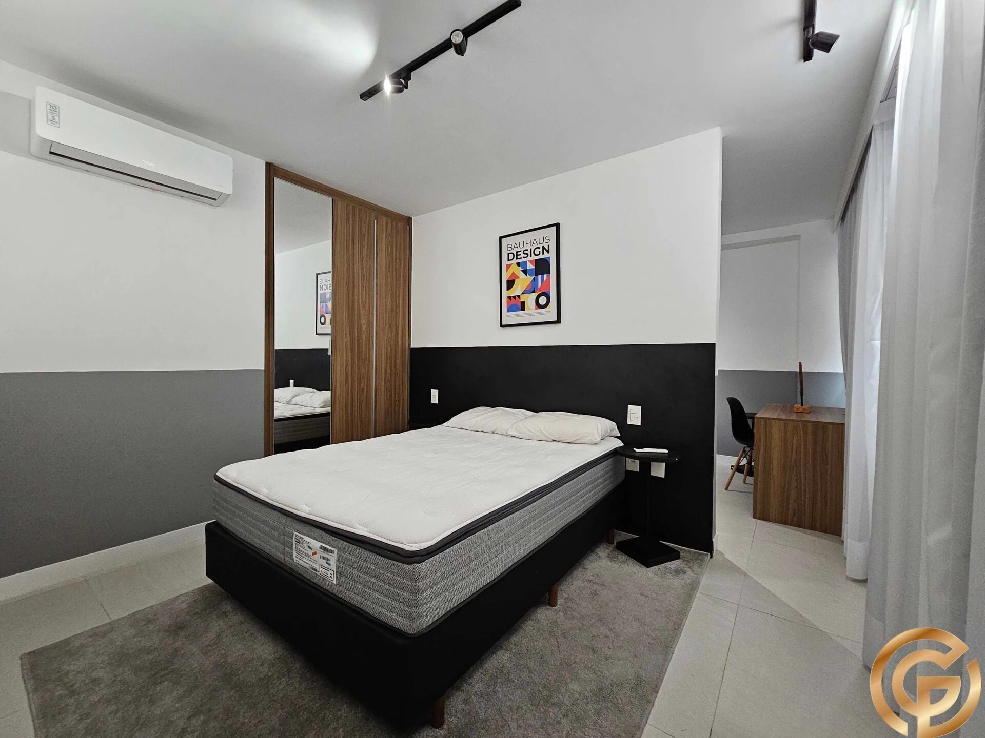Furnished apartment, 39 m², with a washing machine — photo 16