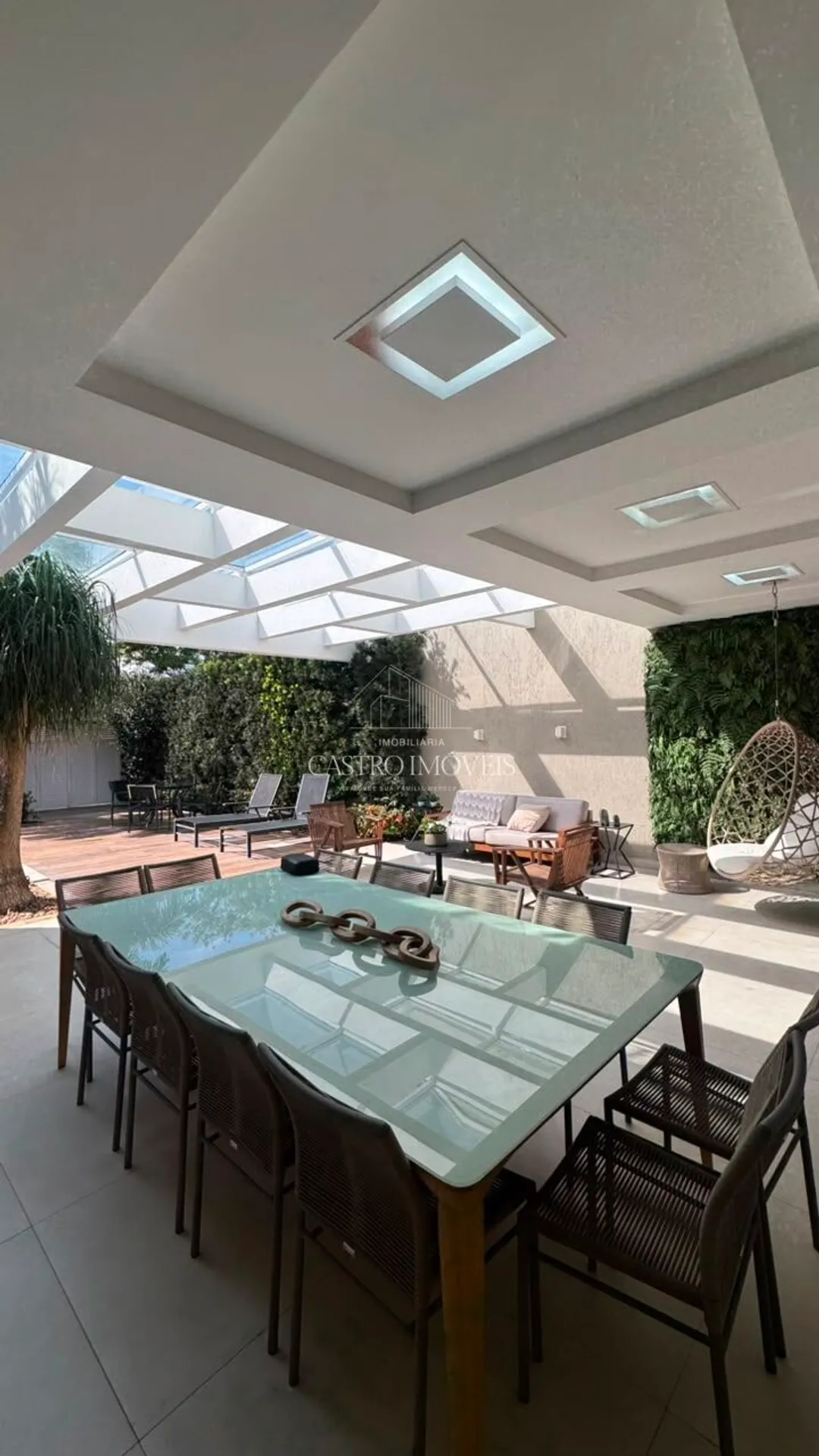 Furnished house with 4 en-suite bedrooms and private garden — photo 16
