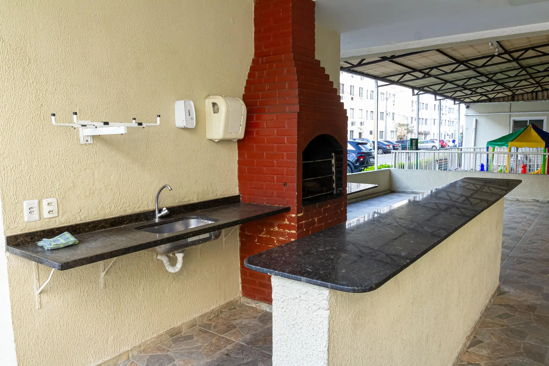 Apartamento en alquiler con 2 dormitorios y terraza — photo 87