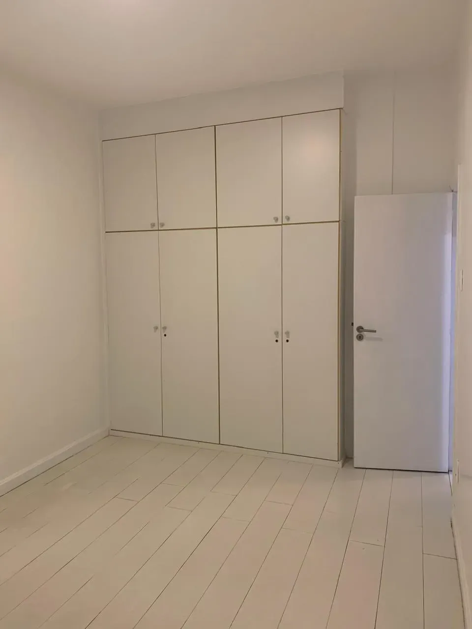 105 m² rental apartment with 3 bedrooms and separate kitchen — photo 18