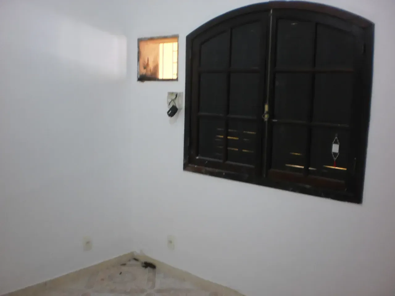 Casa sem mobília com 3 quartos e 2 banheiros — photo 4