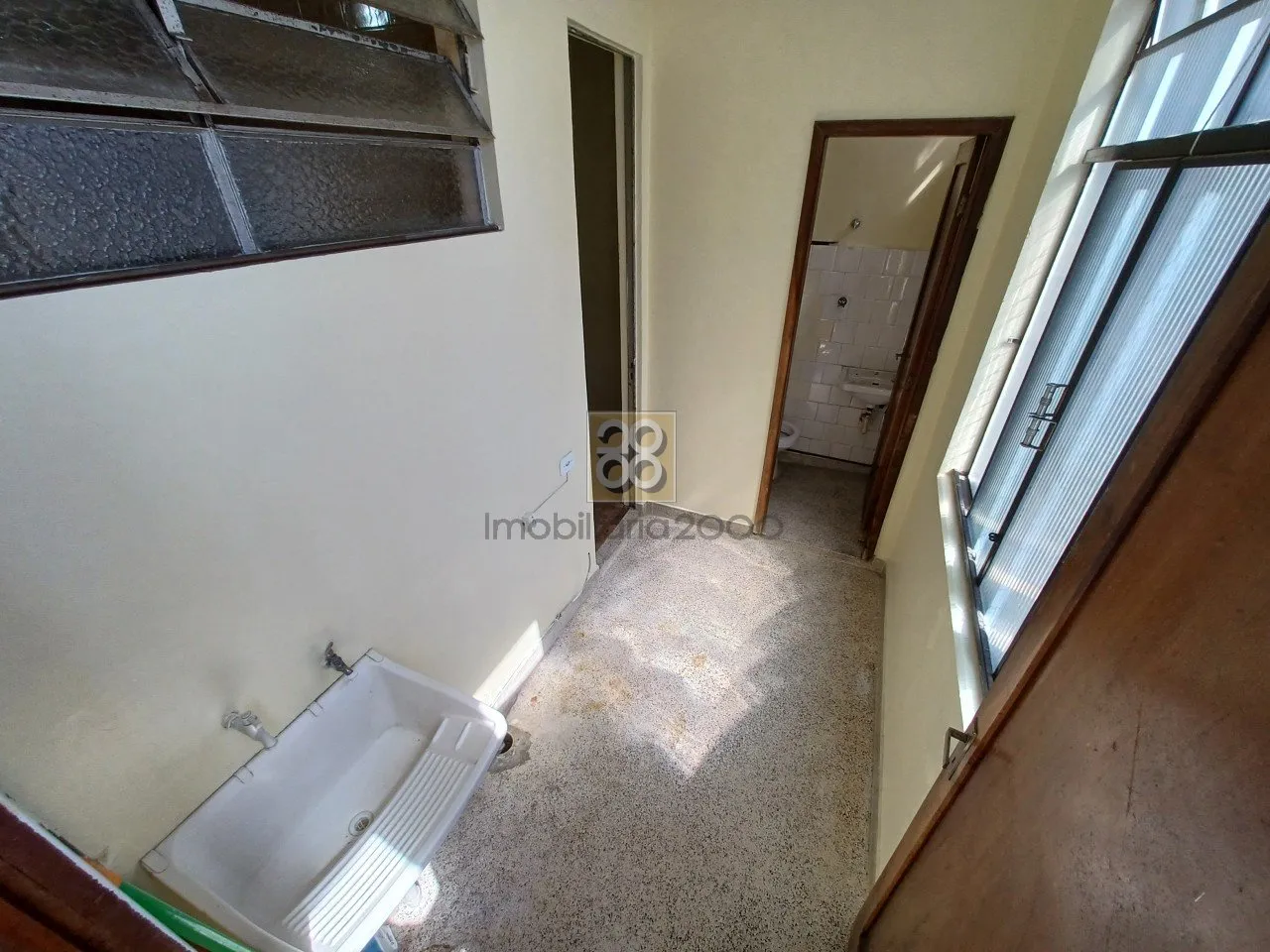 3-bedroom apartment with a home office in Curitiba — photo 11