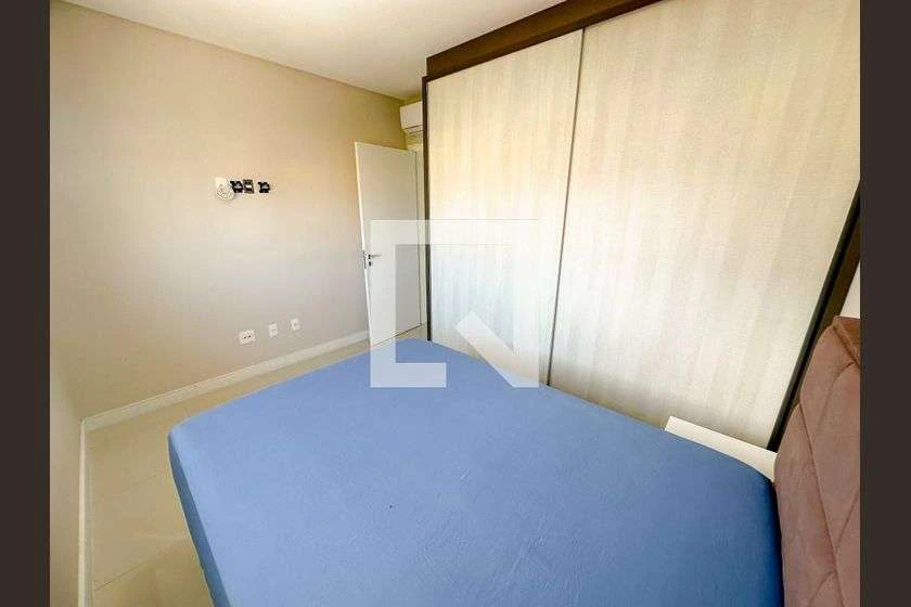Furnished apartment with 2 bedrooms and an en-suite suite — photo 11