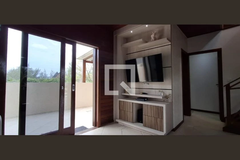 Casa con 3 dormitorios, 3 baños y balcón — photo 7