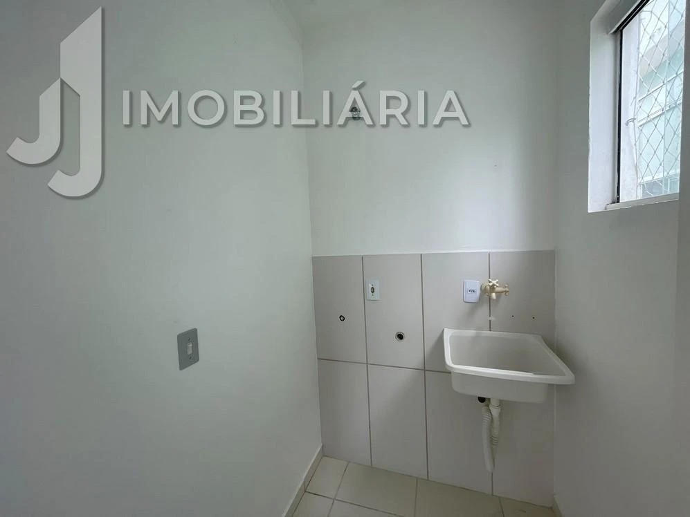 Glass-enclosed balcony in a 3-bedroom apartment, 90 m² — photo 10