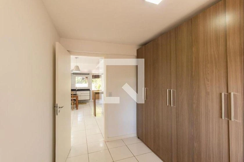 2-bedroom apartment with a washing machine in Curitiba — photo 32