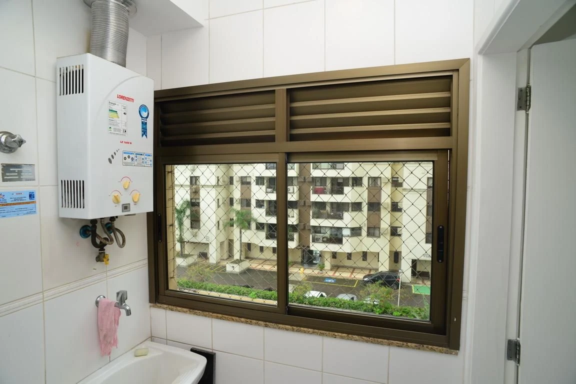 Apartamento com 2 quartos e suíte com varanda — photo 32