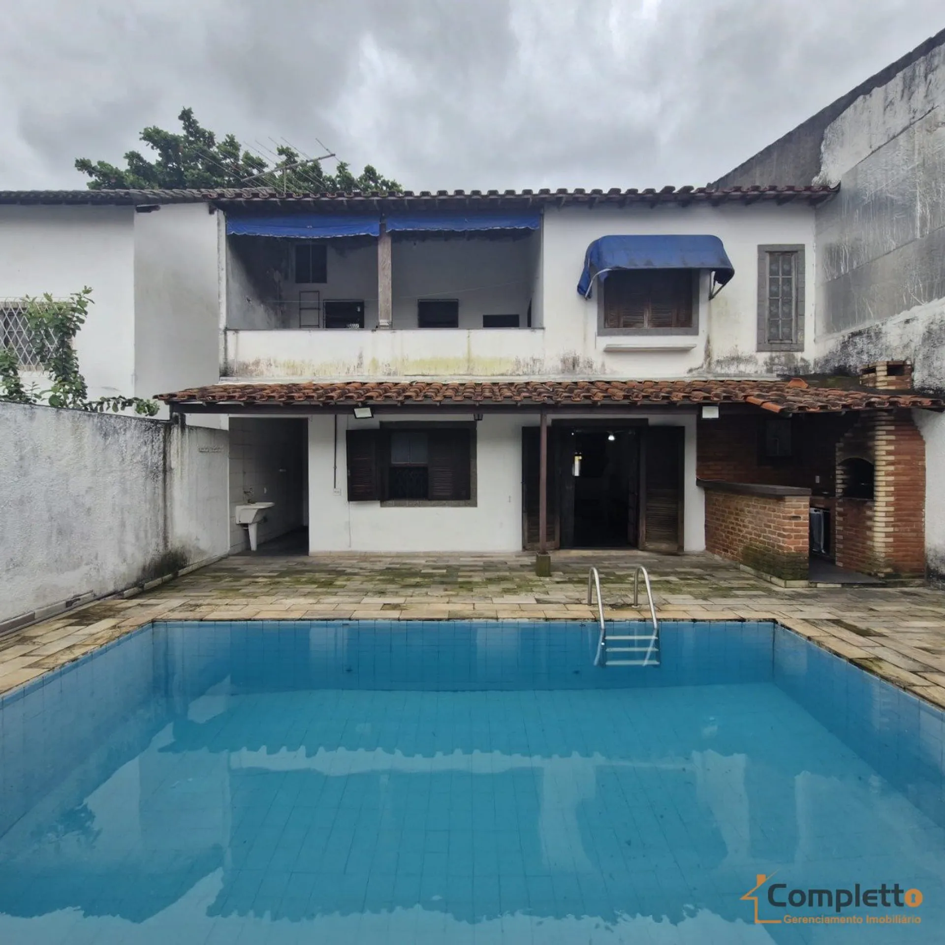 Casa de 220 m² con balcón gourmet y bañera — photo 20