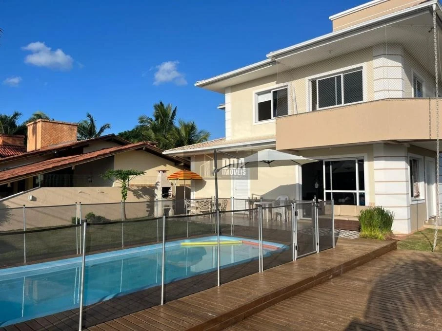 3-bedroom house, all with their own bathrooms, 260 m² — photo 20