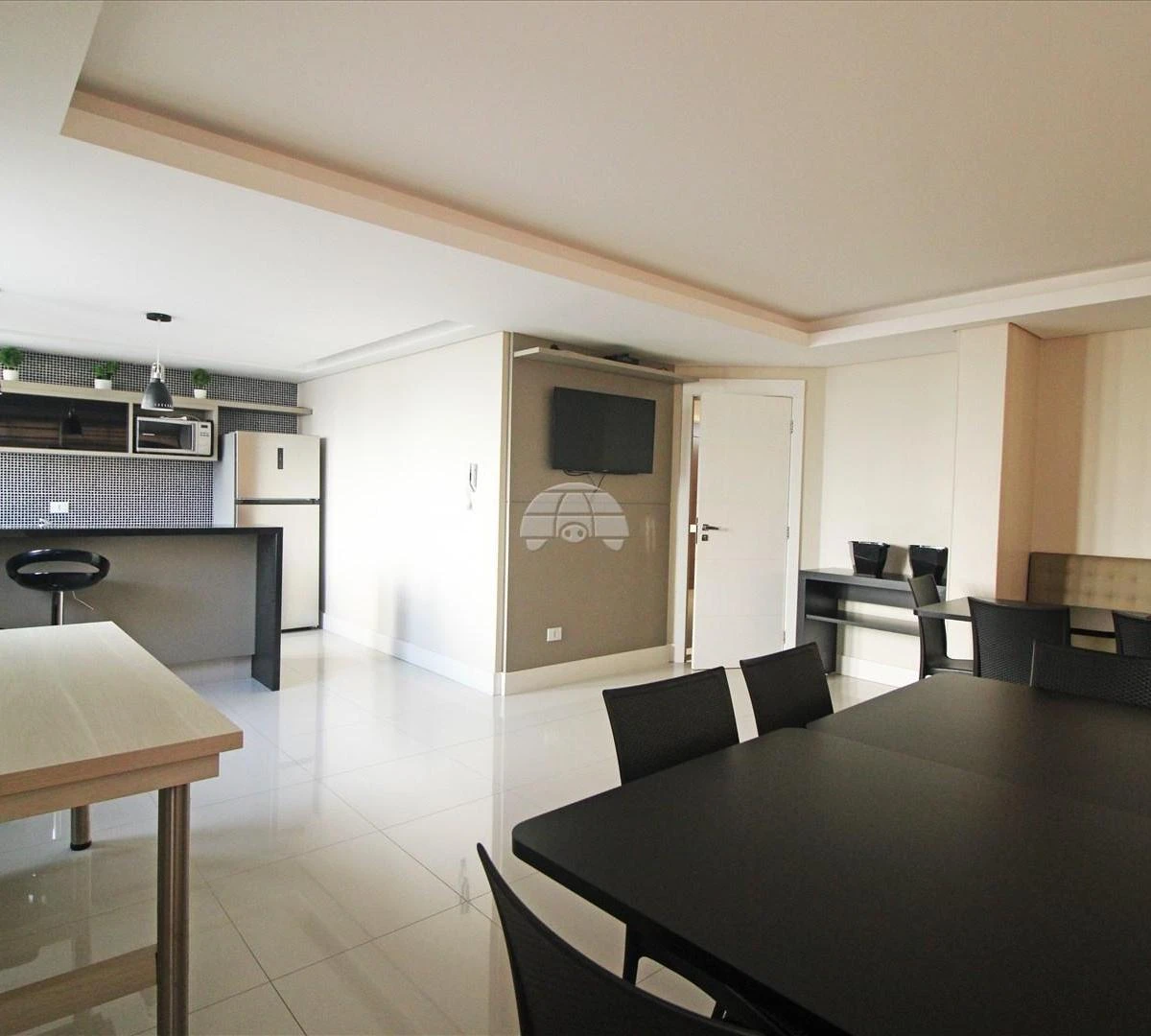 2-bedroom apartment with a washing machine in Curitiba — photo 19