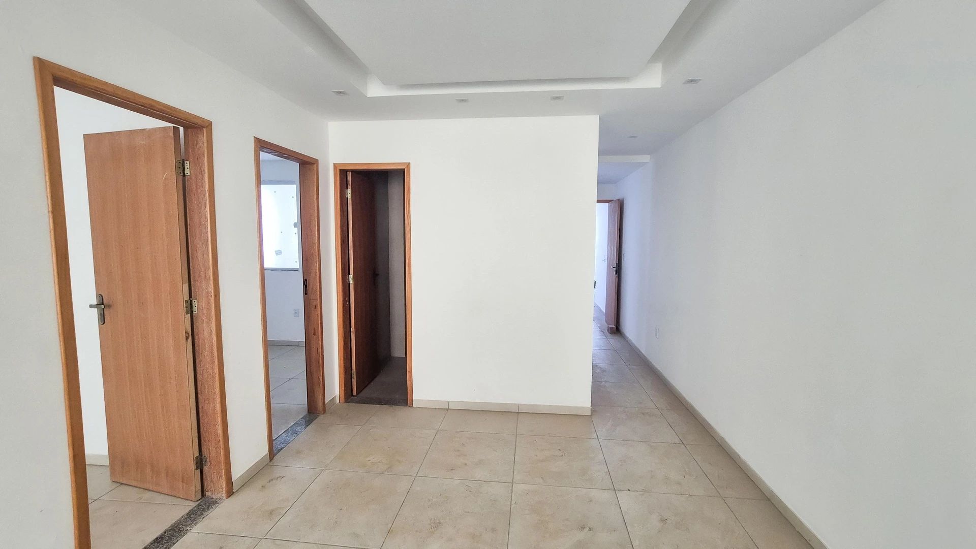 2-bedroom unfurnished apartment with closed kitchen — photo 20