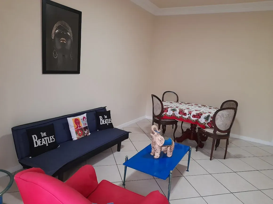 Furnished 4-bedroom apartment with a gas stove — photo 24
